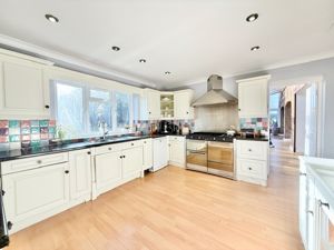 Photo 23- click for photo gallery